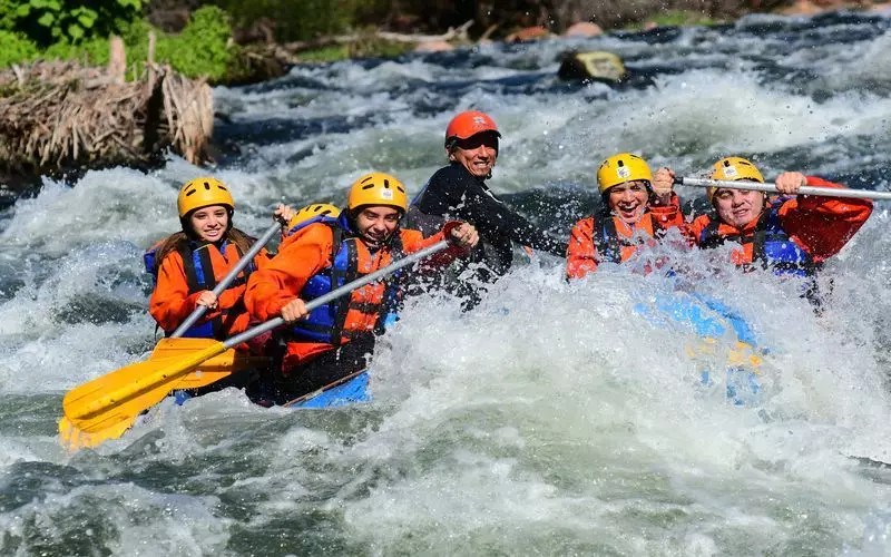 RAFTING_ON_RIVER_JURAMENTO_1ok.JPG